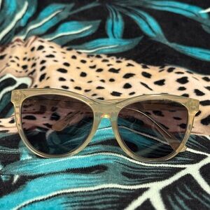 Maui Jim Gold Sunglasses Classic Style